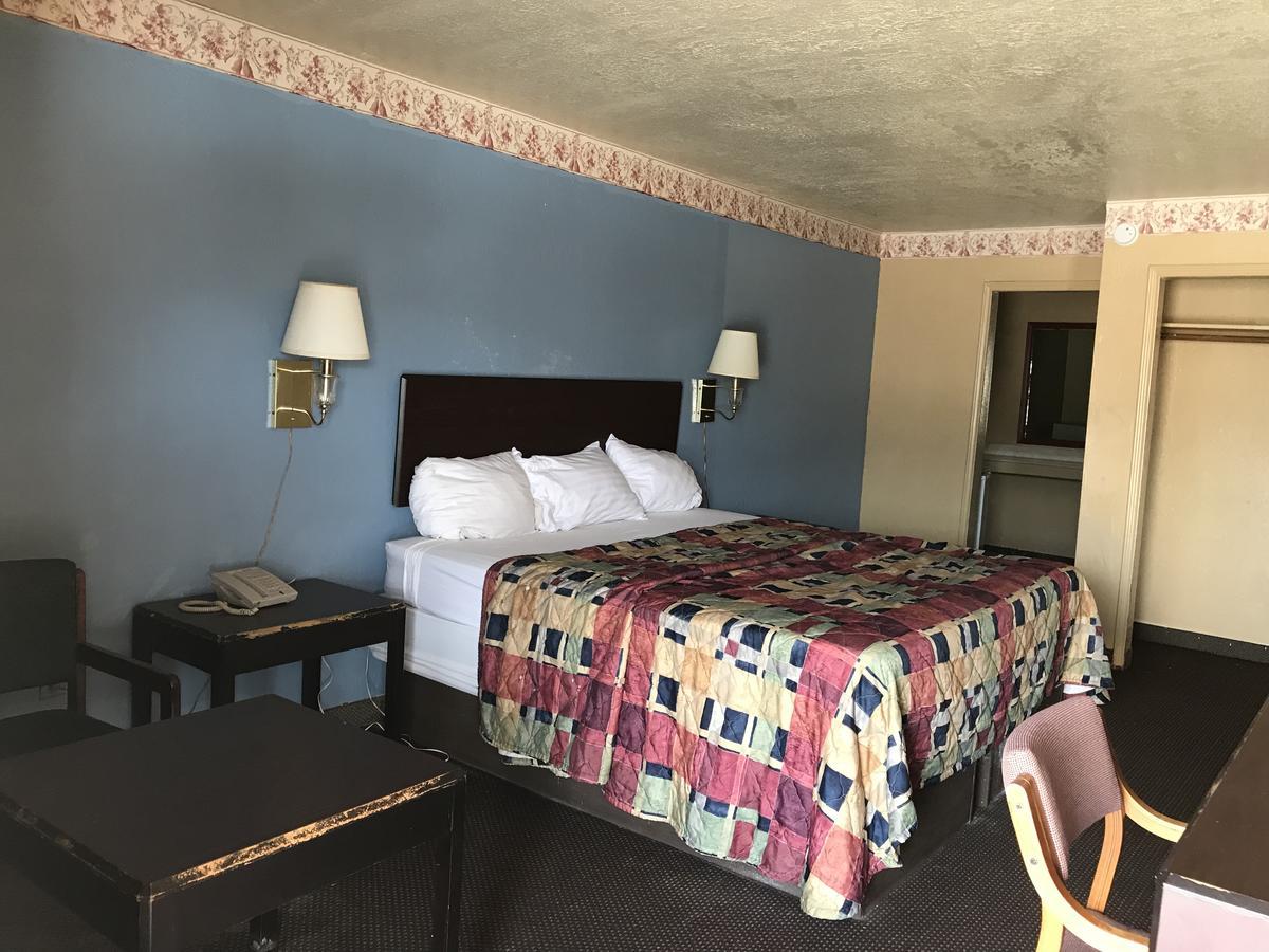 Deluxe Inn Kilgore Exterior photo
